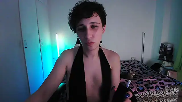 HoneyValentine online show from June 4, 7:51 pm