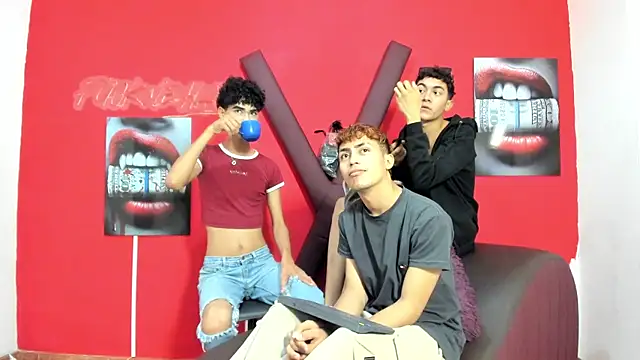 AVENGER BOYS2026 online show from April 11, 7:25 am