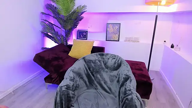 Bella Baby18 online show from January 8, 6:28 am