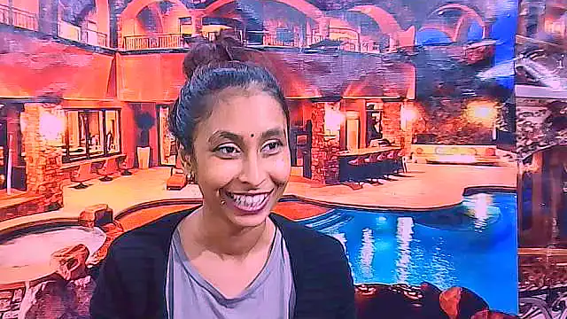 IndianSexyButt online show from March 30, 9:09 am