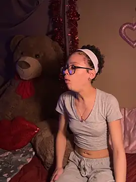 Tamiii420 online show from February 6, 3:10 am