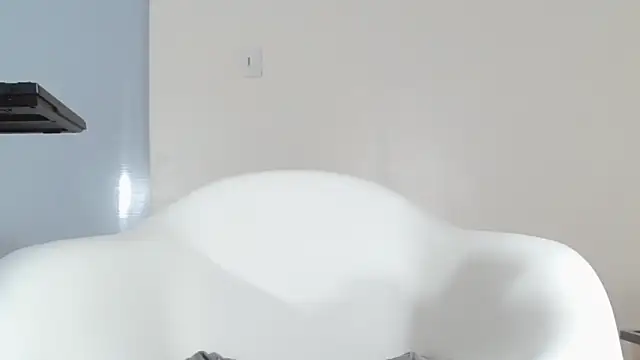 Little Leksa online show from February 1, 2:05 pm