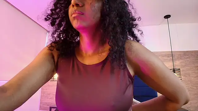 Ellie-Alves online show from June 20, 5:38 pm