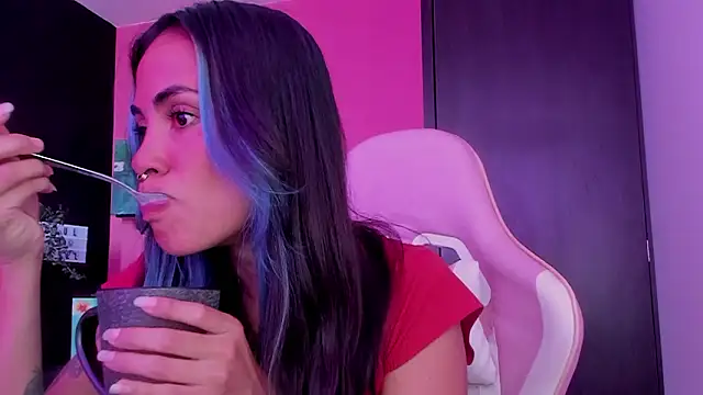 azula lillet online show from February 20, 3:46 pm