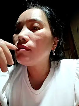 yu--yo online show from April 1, 1:12 pm