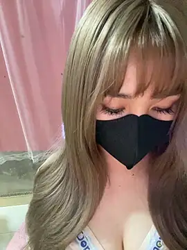 -Violet-t online show from March 22, 2:01 pm