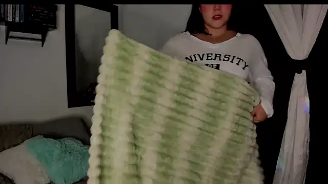 ivy velvet online show from June 14, 1:47 am