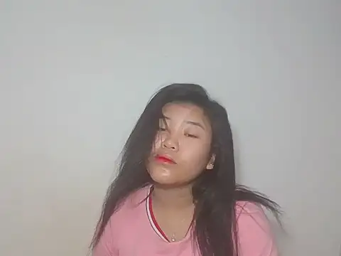 Zyeiii online show from March 13, 9:27 pm