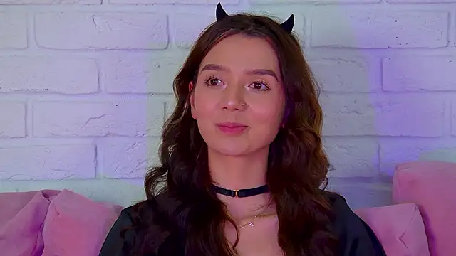 VanessaVienne online show from March 30, 4:06 pm