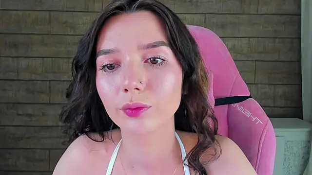 VanessaVienne online show from March 16, 4:11 pm