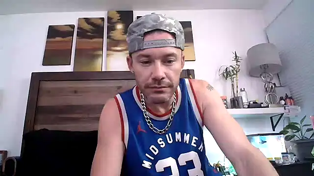 Palmsprings760 online show from January 8, 7:01 am