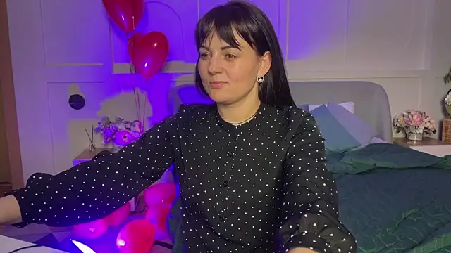  SilkyShadow  online show from February 15, 7:51 am