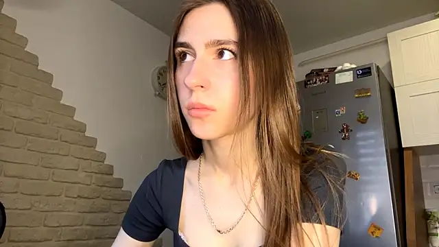 ElsieKuhlmann online show from March 13, 5:20 am