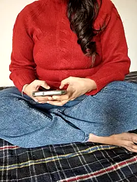 Bulbulbul01 online show from January 8, 10:52 am