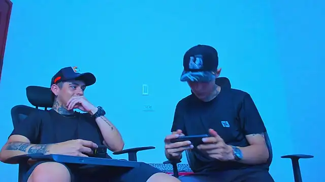 Thomas-Wil online show from March 27, 9:26 pm