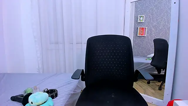 ViictoriiaSaenz online show from March 27, 5:31 am