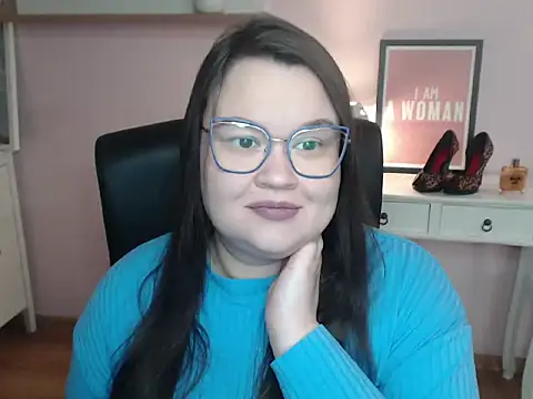 HollyDanceSoul online show from February 16, 5:18 am