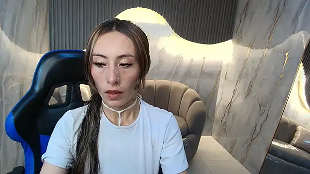 katalina r  online show from March 17, 8:24 pm