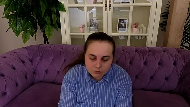 MikaFoxy online show from April 1, 5:52 am