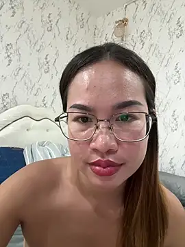Ponthip online show from June 5, 4:57 pm