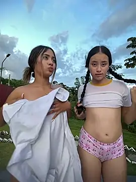 l0lita emi online show from February 11, 10:44 pm