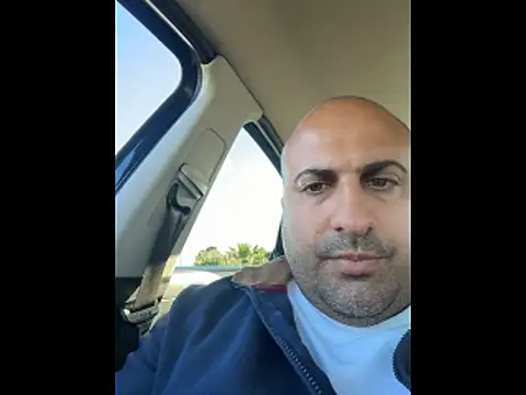 Alice Dan online show from March 26, 5:04 pm