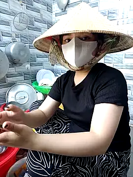 EnzxMoon02 online show from March 4, 5:58 am