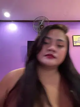 womanforall69 online show from January 13, 6:30 am