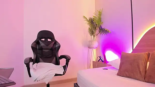 cataleya castle online show from April 8, 12:51 pm