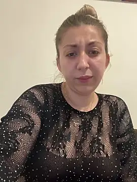 dalia0710 online show from March 12, 9:50 pm