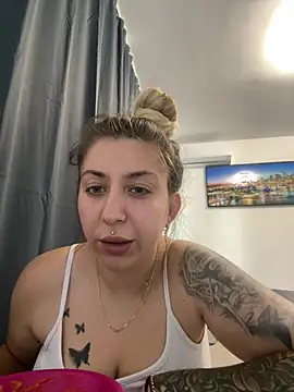 dalia0710 online show from July 25, 1:40 pm