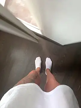 Missolevelvet online show from March 31, 9:31 am