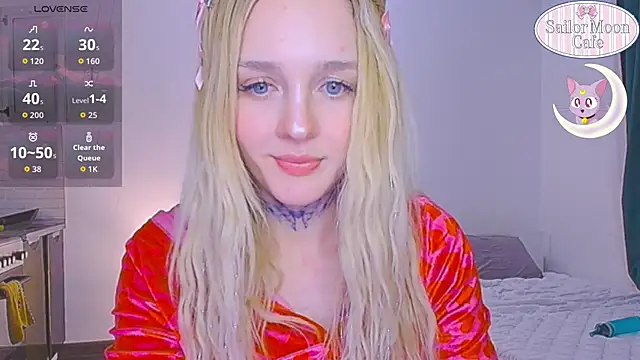 sailormoon666  online show from April 16, 9:14 pm