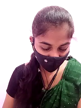 Tamil Hot RoyalQueen online show from May 7, 5:27 pm