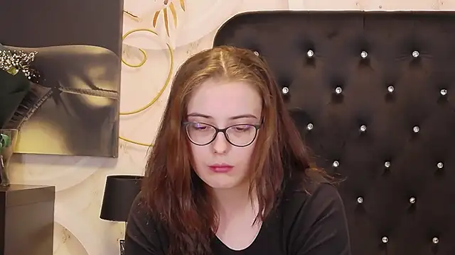 JulieAnnX online show from January 13, 10:08 am