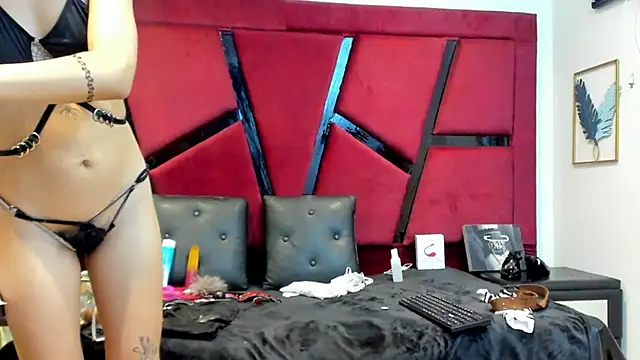 MiaGiordano online show from April 5, 2:27 pm