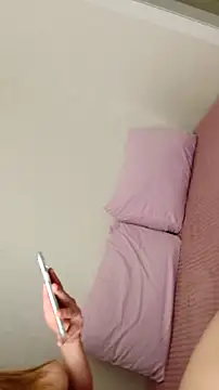 KiraMyth online show from February 10, 3:15 pm