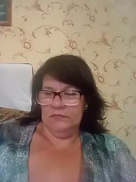 NysiOlsen online show from July 17, 3:38 pm