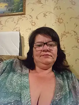 NysiOlsen online show from May 28, 7:23 pm
