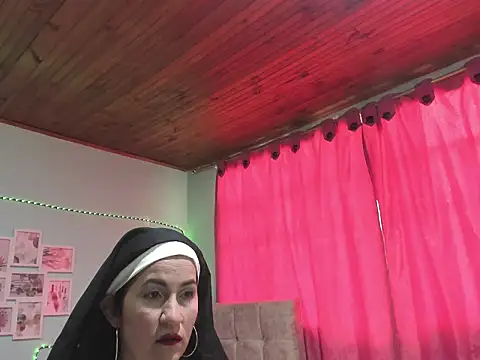 talia mystic online show from April 7, 1:13 pm