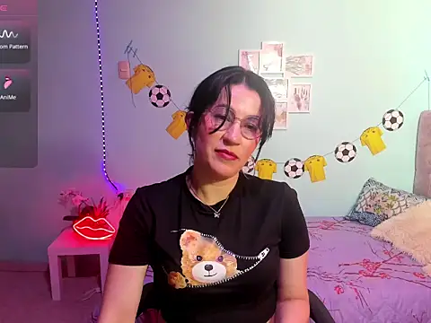 talia mystic online show from June 25, 1:02 pm
