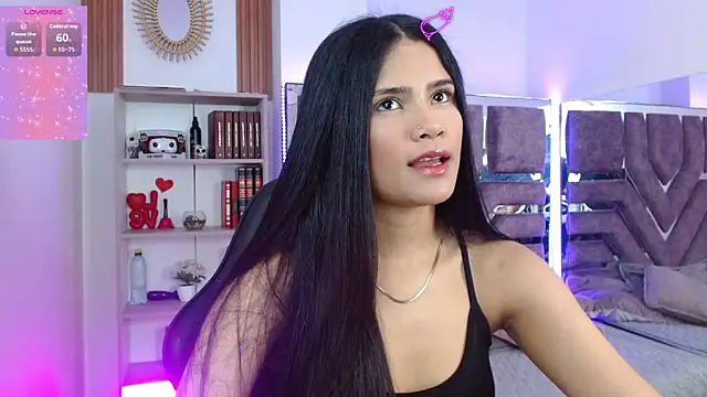 Violet Collins1 online show from February 1, 11:42 am