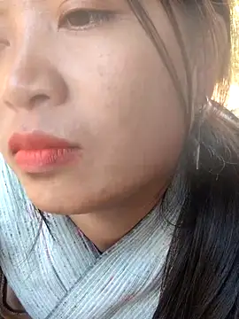 miumiu sexy2x online show from March 1, 8:25 am