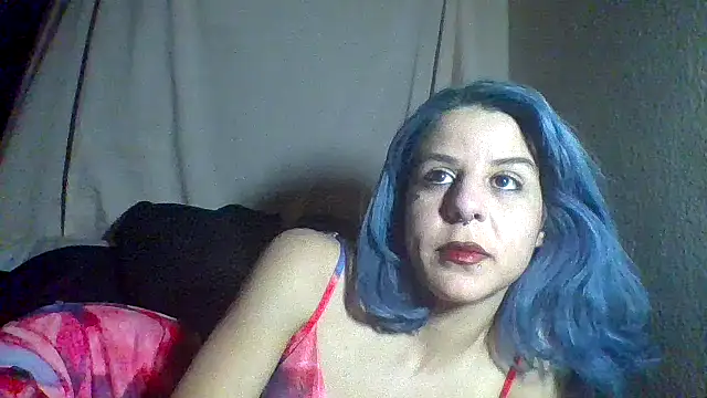 HisHotPlayThing online show from January 15, 8:31 am