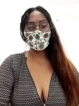 Your-Sasha7 online show from February 17, 8:13 am