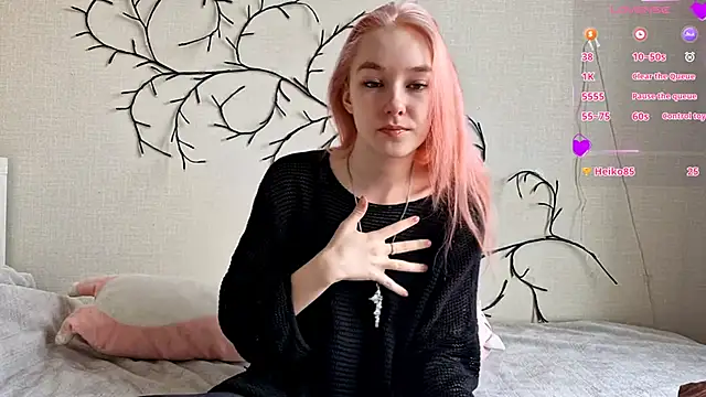 MisaMew online show from February 7, 9:13 am