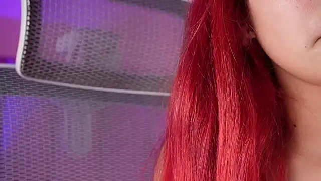 Dakota velvet  online show from June 3, 2:33 pm