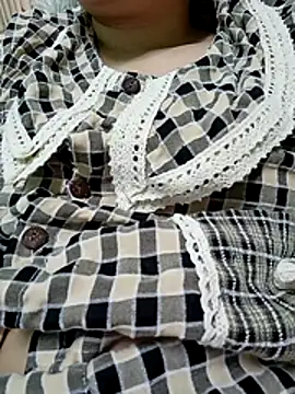 lylinhjim online show from January 18, 5:59 am