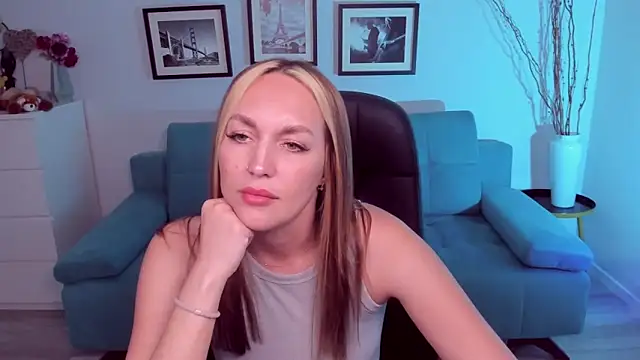 EvieMagical online show from June 5, 12:00 pm