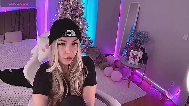 Daysy Wood online show from January 15, 11:38 am